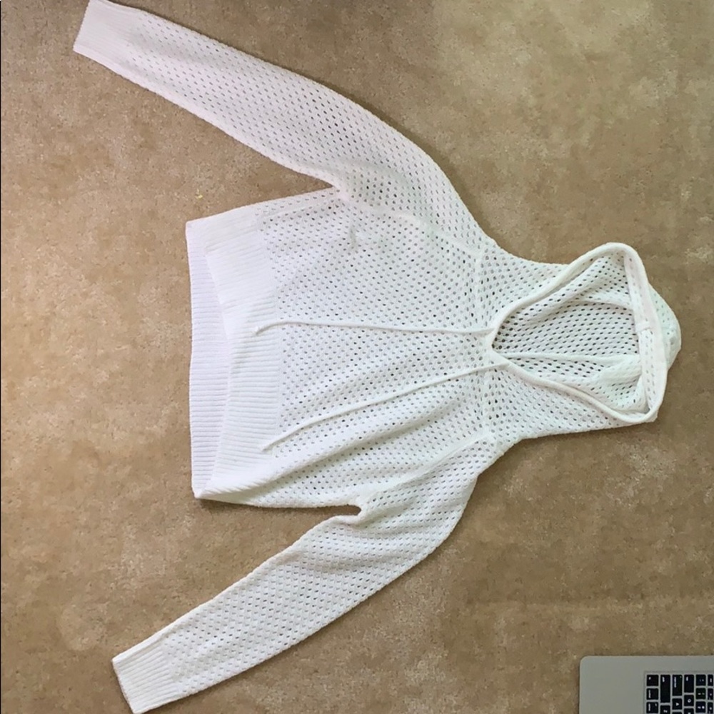 Sweater/Hoodie